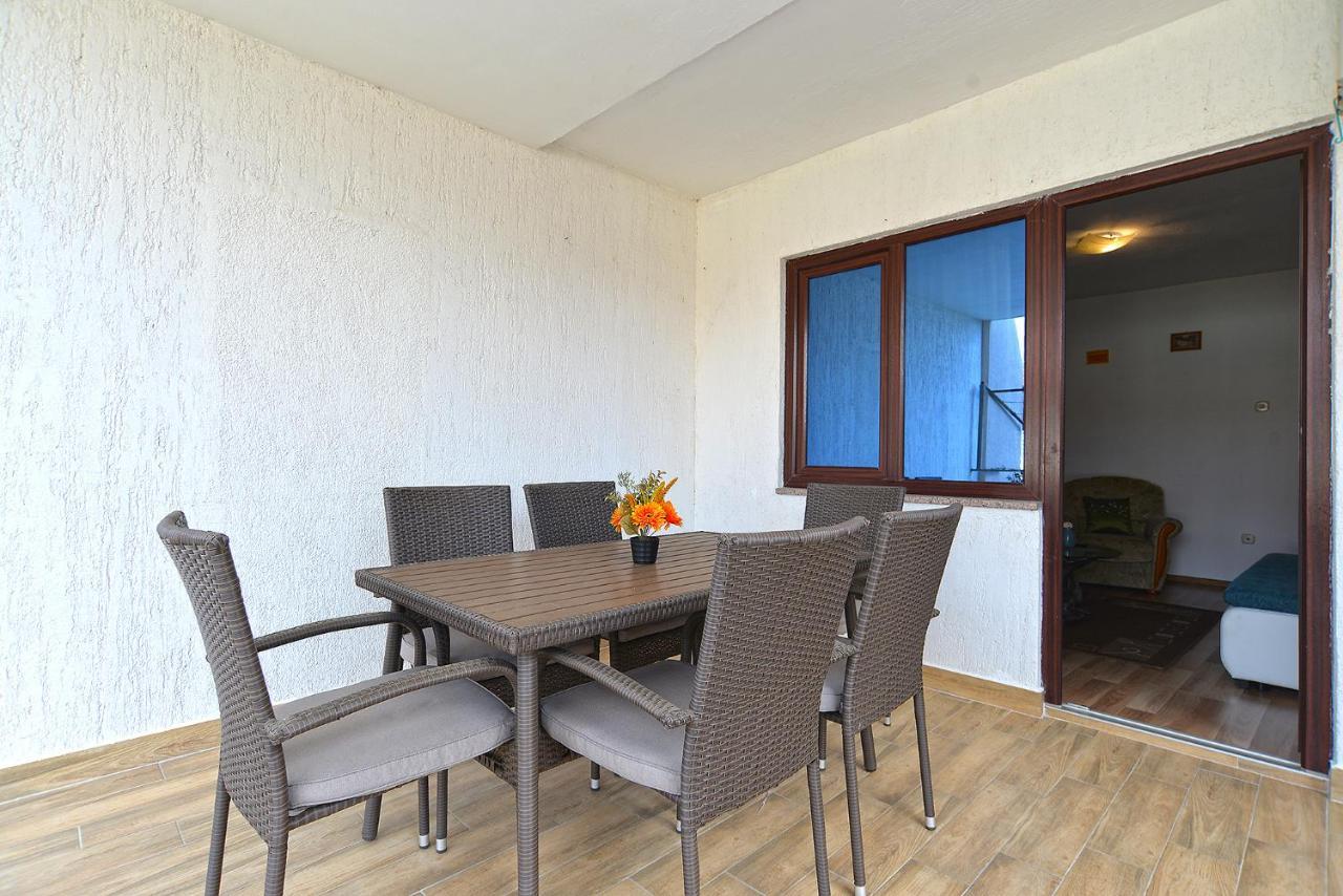 Apartments Milka 2074 Poreč Exteriör bild