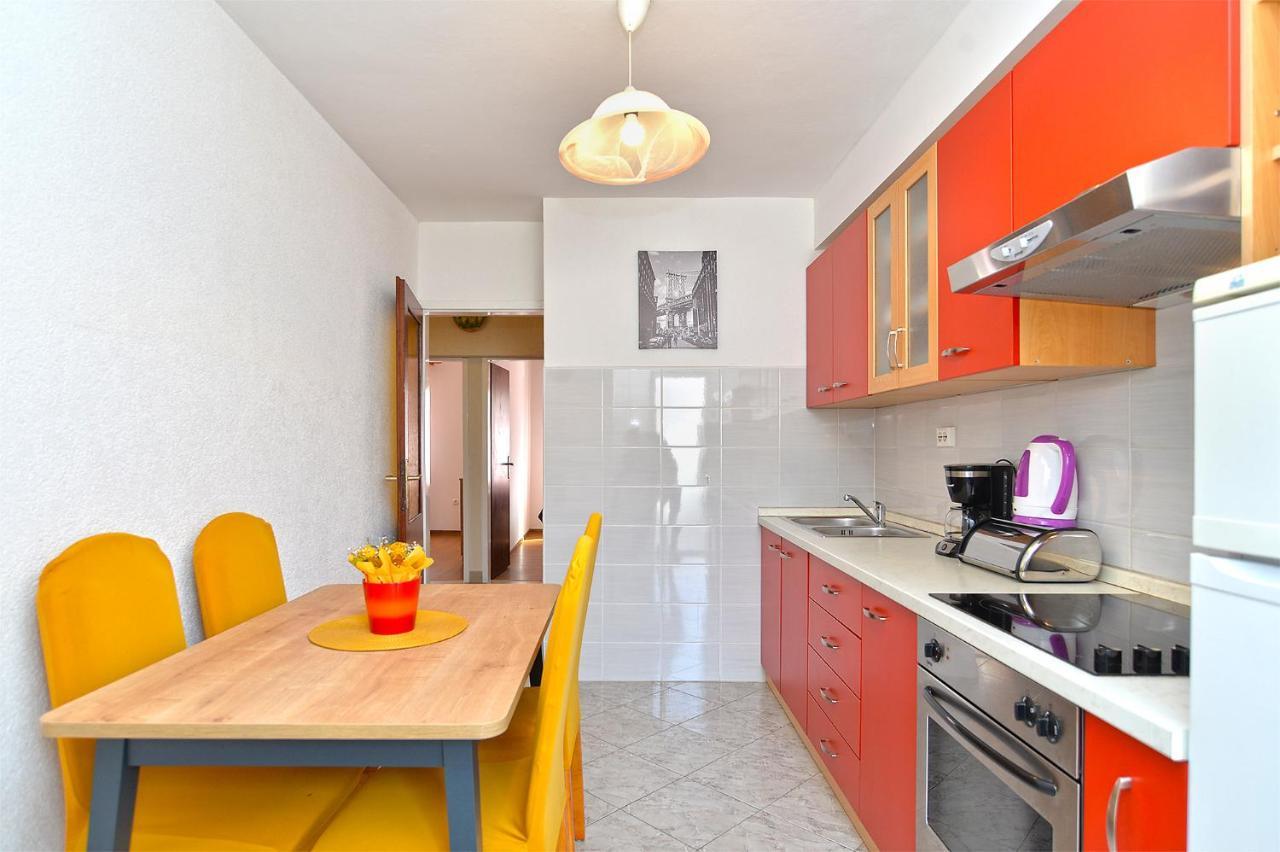 Apartments Milka 2074 Poreč Exteriör bild
